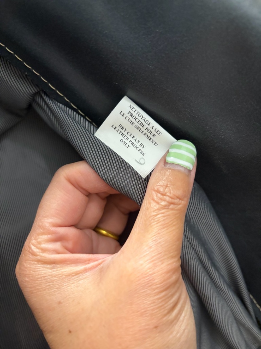 Leather jacket - Picture 14 of 14
